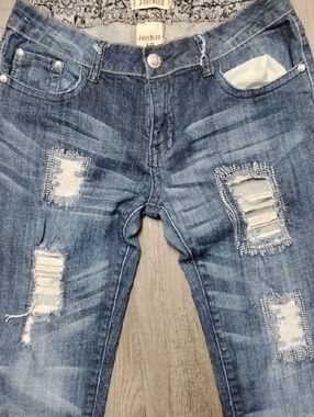 Judy Blue Blue Distressed Slim Straight Women's Jeans